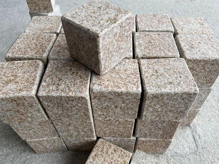 G682 Granite Paver of Cube Stone Flamed